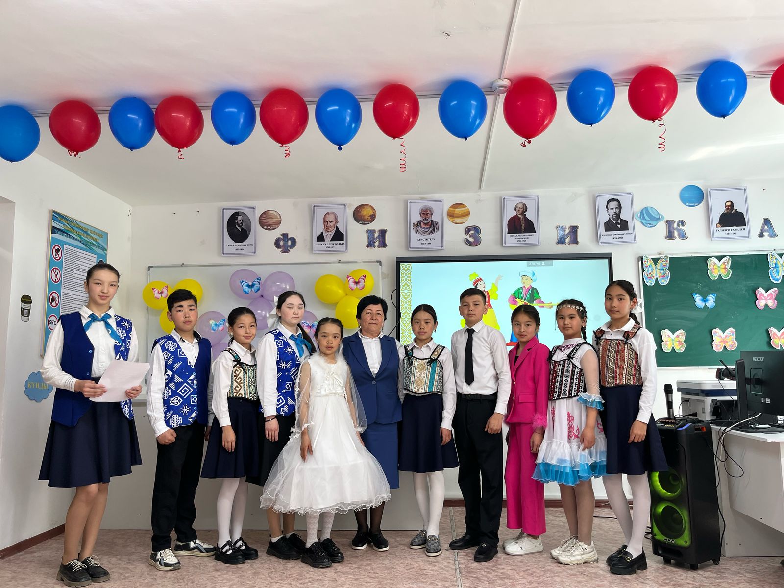 2025 жылдың 10 сәуір күні музыка пәні айлық жұмыс жоспарына сәйкес, 4 - 9 сынып оқушылары арасында "Өнерлі өрендер" тақырыбында сыныптан тыс іс - шара өтілді